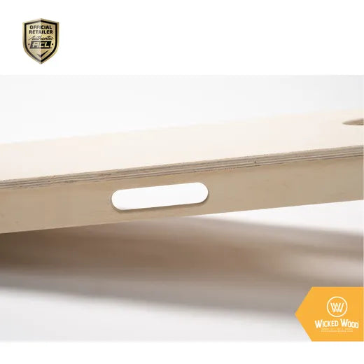 TRIANGLE - Cornhole Set - 2 board / 2x4 zakjes - cornhole zakjes afmetingen