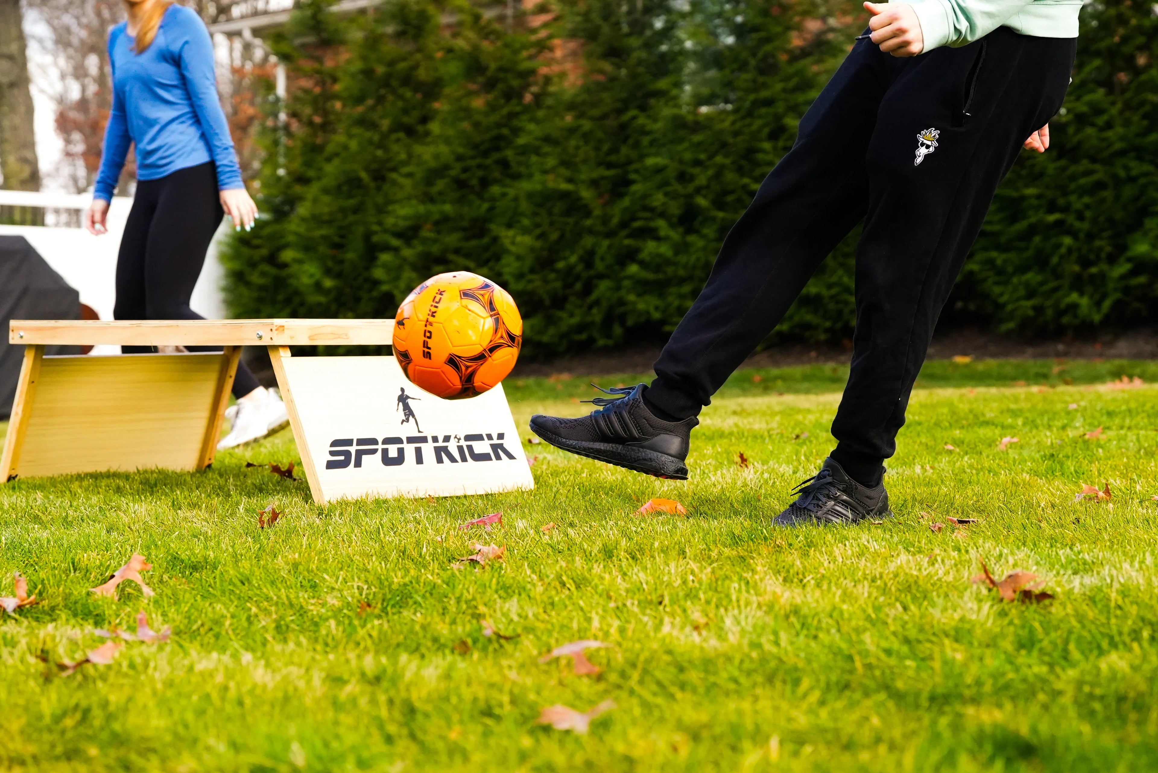 Spotkick - Complete Set - Inclusief 2x boards / Voetbal / Draagtas - cornhole set bovenaanzicht