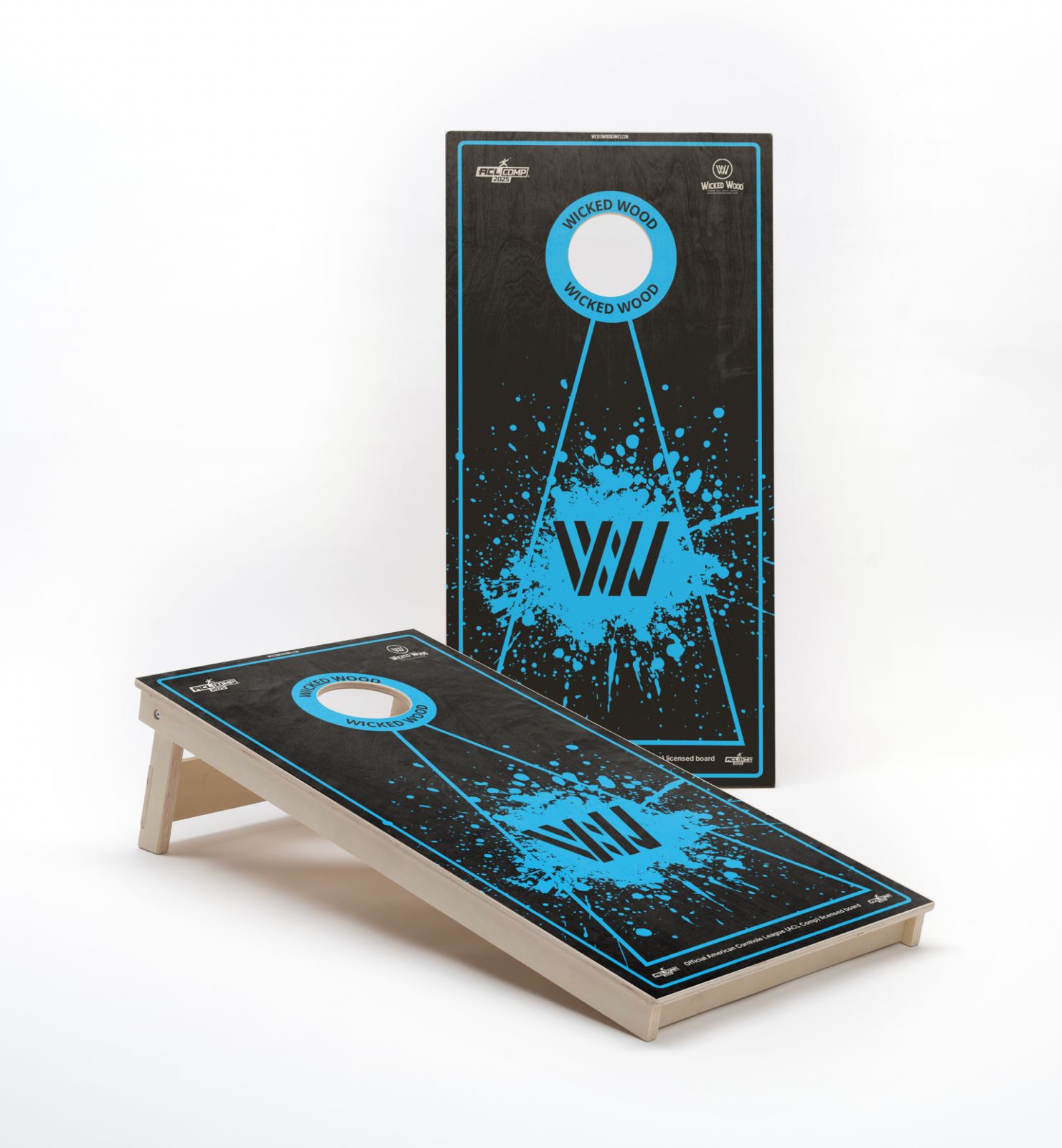 Wicked Wood - For the W - ACL Comp Boards - cornhole set in gebruik